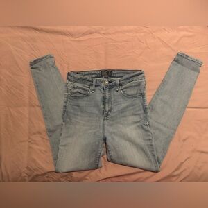 Abercrombie Women's Light Blue Jeans